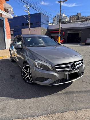 MERCEDES-BENZ A 200 1.6 TURBO URBAN 16V GASOLINA 4P AUTOMÁTICO